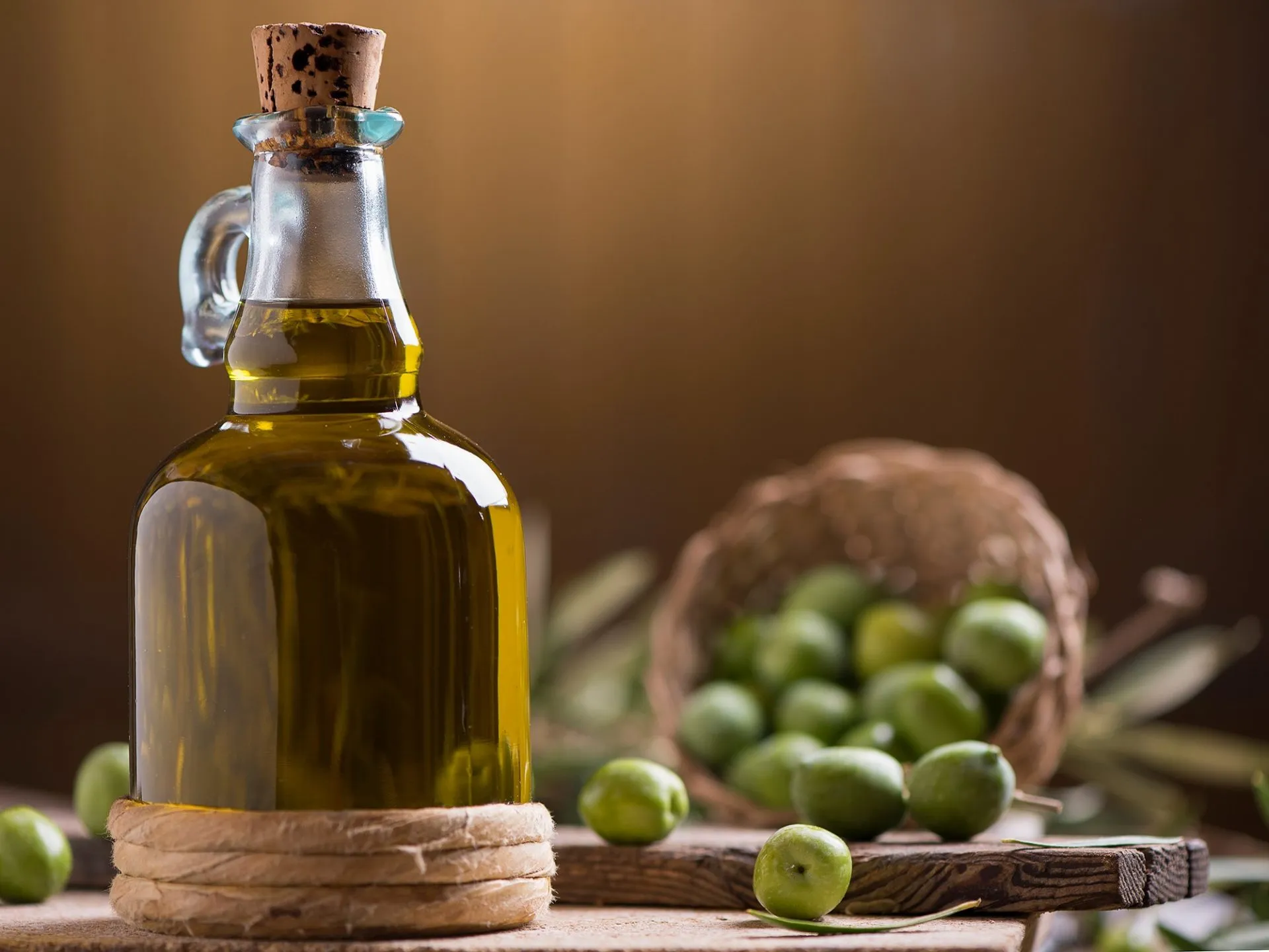 Homemade Olive Oil: Complete Guide to Making Liquid Gold in Your Kitchen