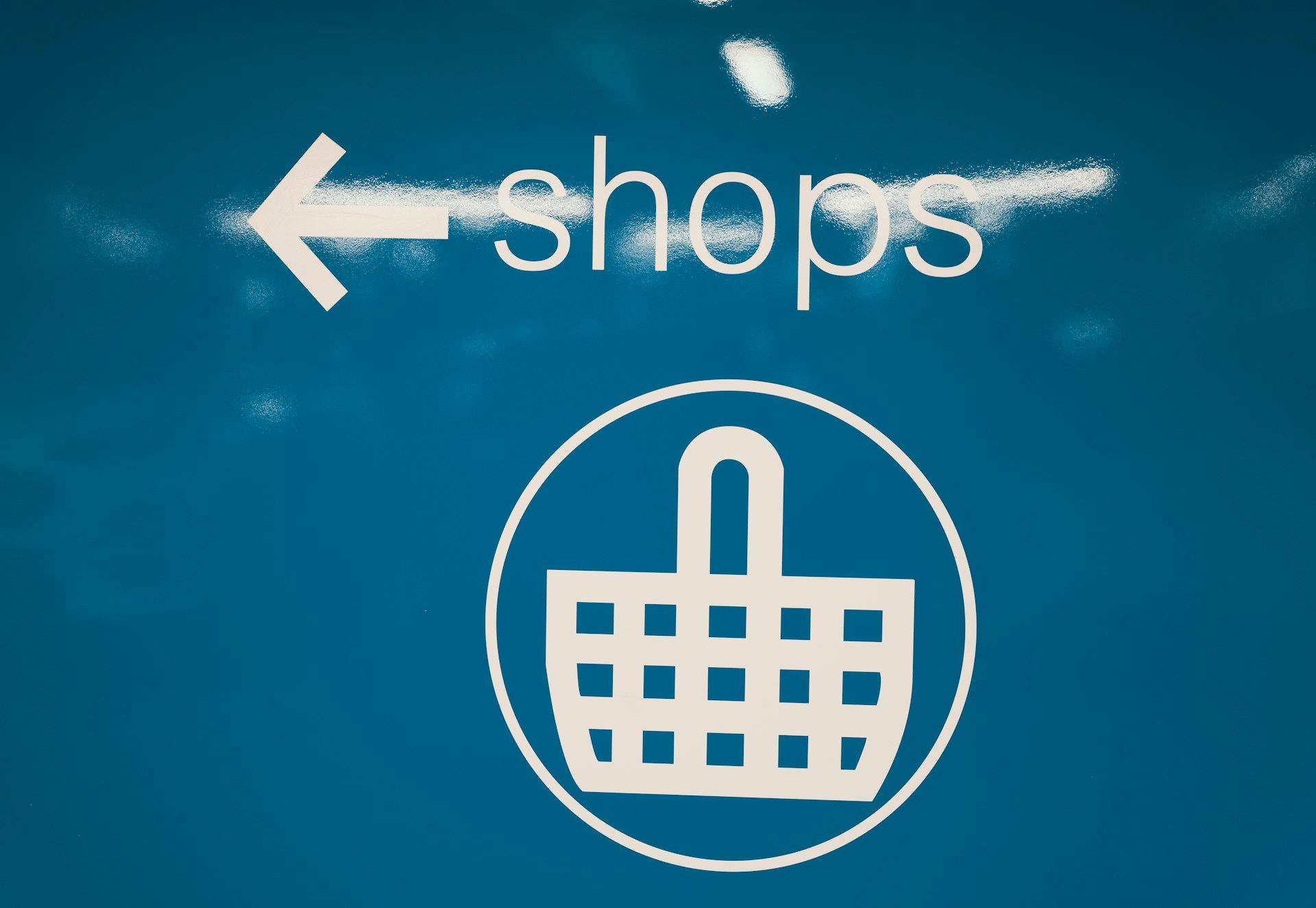 How Augmented Commerce is Transforming the Shopping Experience