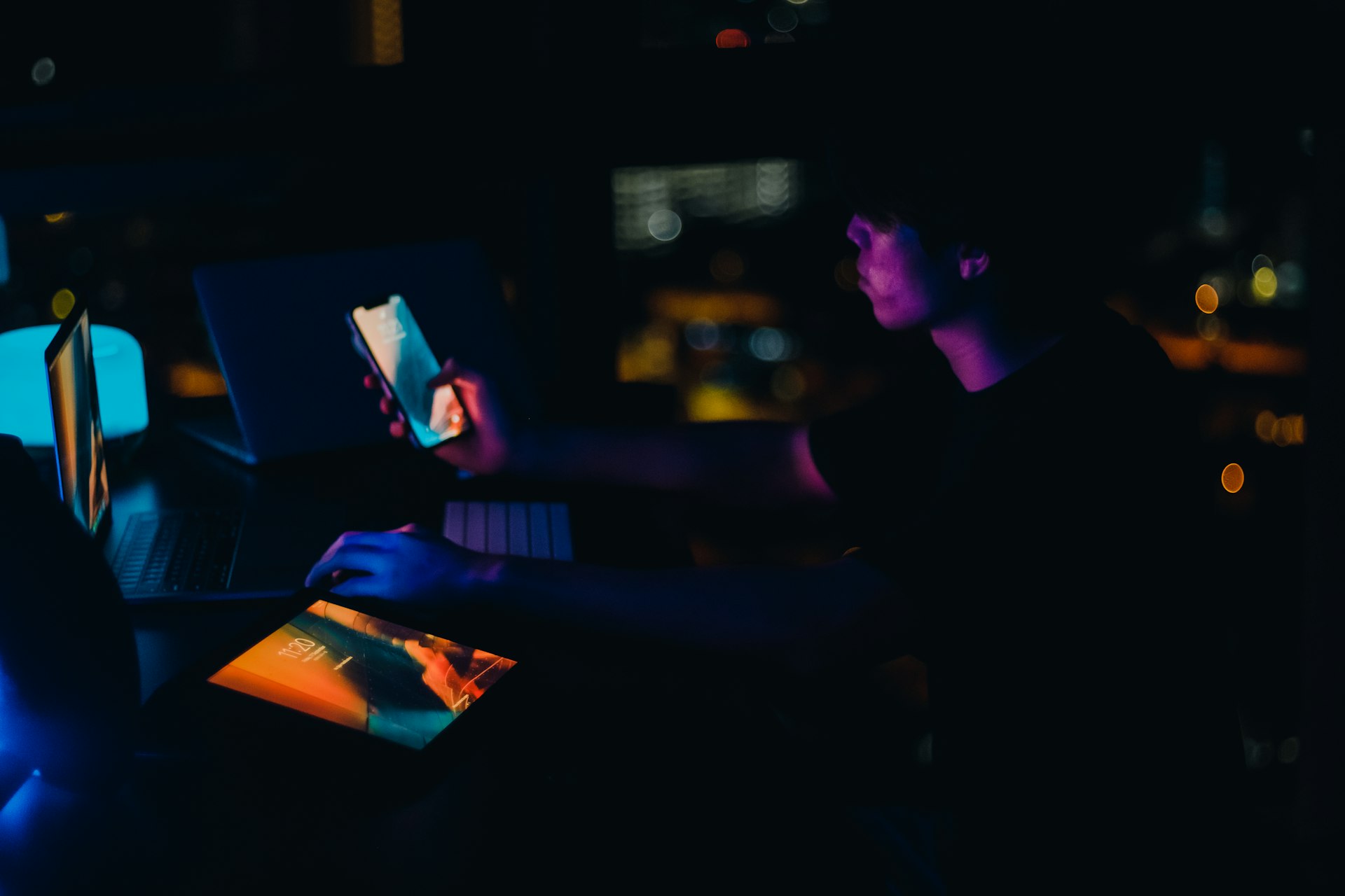 Augmented Reality: Transforming Remote Collaboration for Modern Teams
