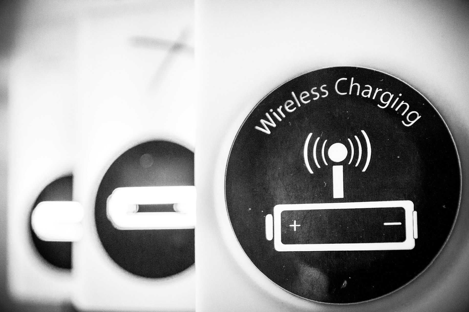Unlocking the Future: The Impact of Wireless Charging on Electric Vehicles