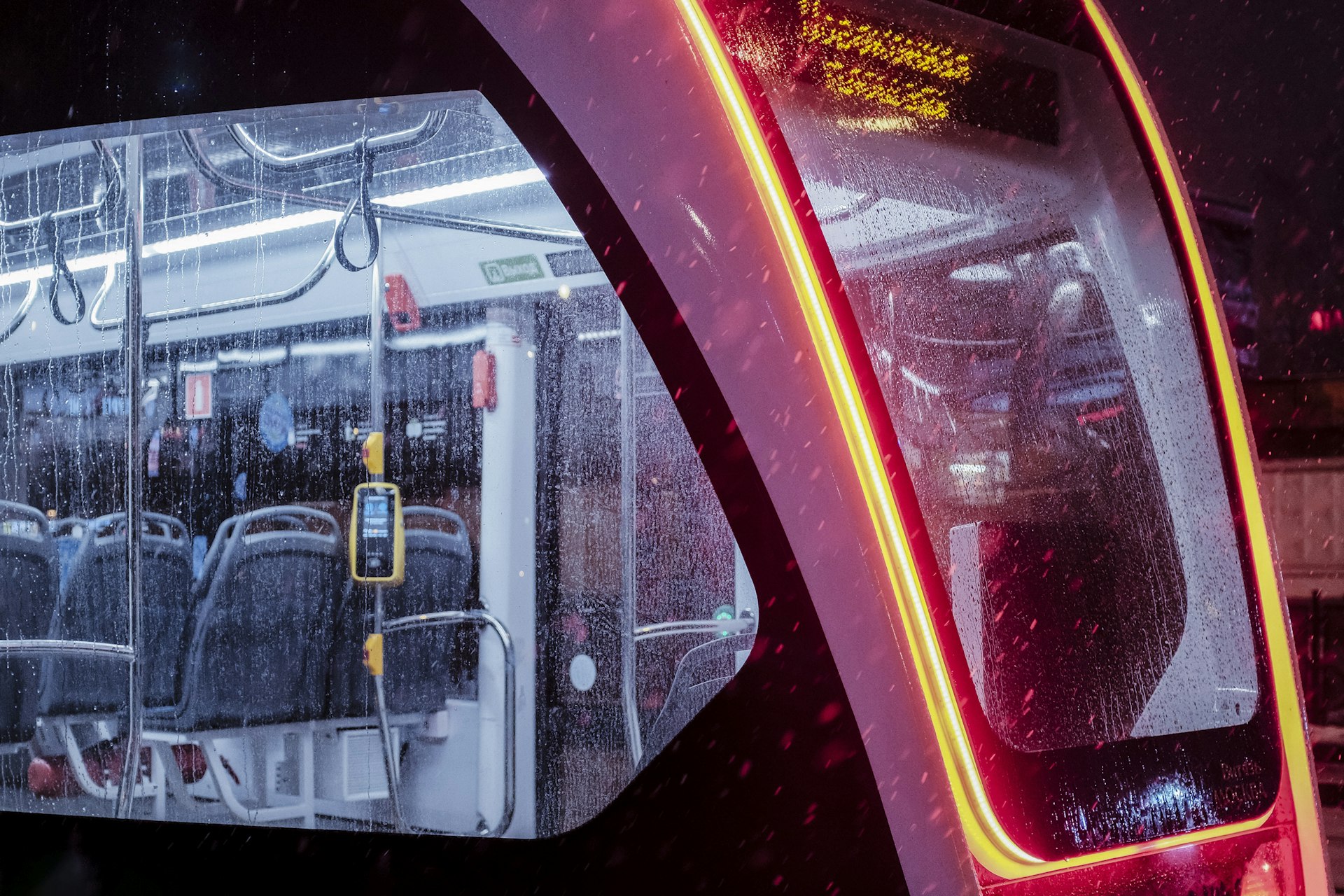 The Future of Immersive Holographic Travel Guides: Redefining Exploration and Experience